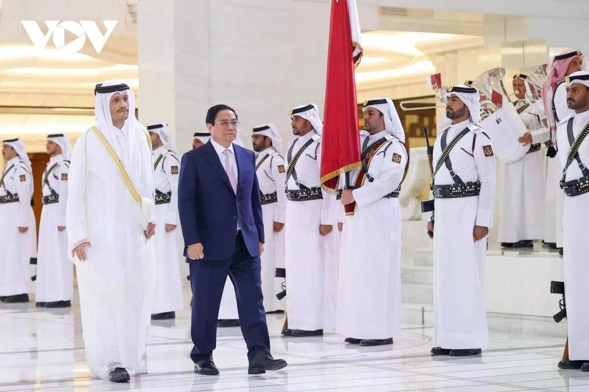 Thủ tướng Phạm Minh Chính và Thủ tướng Nhà nước Qatar Sheikh Mohammed bin Abdulrahman bin Jasim Al-Thani.