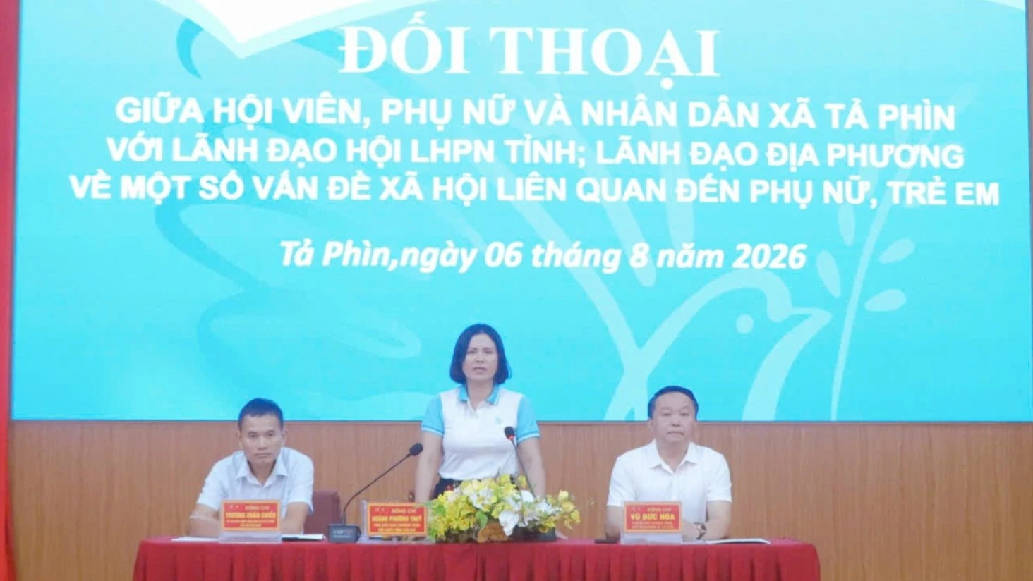 dc-hoang-phuong-thuy-pct-hoi-lhpn-tinh-giua-7557.jpg