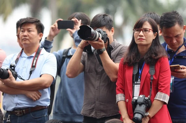 Bối cảnh bùng nổ công nghệ vừa là cơ hội nhưng cũng đặt ra không ít thách thức đối với người làm báo. Ảnh minh họa