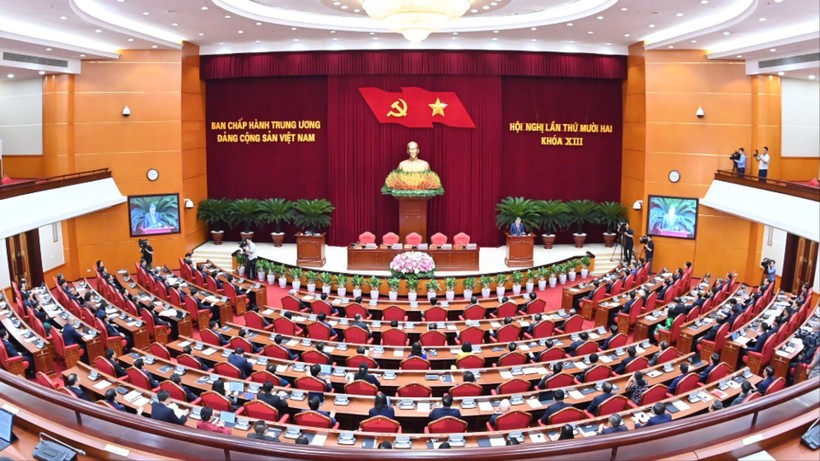 Sau Hội nghị lần thứ 12 khóa XIII, Bộ Chính trị, Ban Bí thư đã ban hành các kết luận, chỉ đạo tích cực vận hành mô hình chính quyền địa phương 2 cấp. Sau Hội nghị lần thứ 12 khóa XIII, Bộ Chính trị, Ban Bí thư đã ban hành các kết luận, chỉ đạo tích cực vận hành mô hình chính quyền địa phương 2 cấp.
