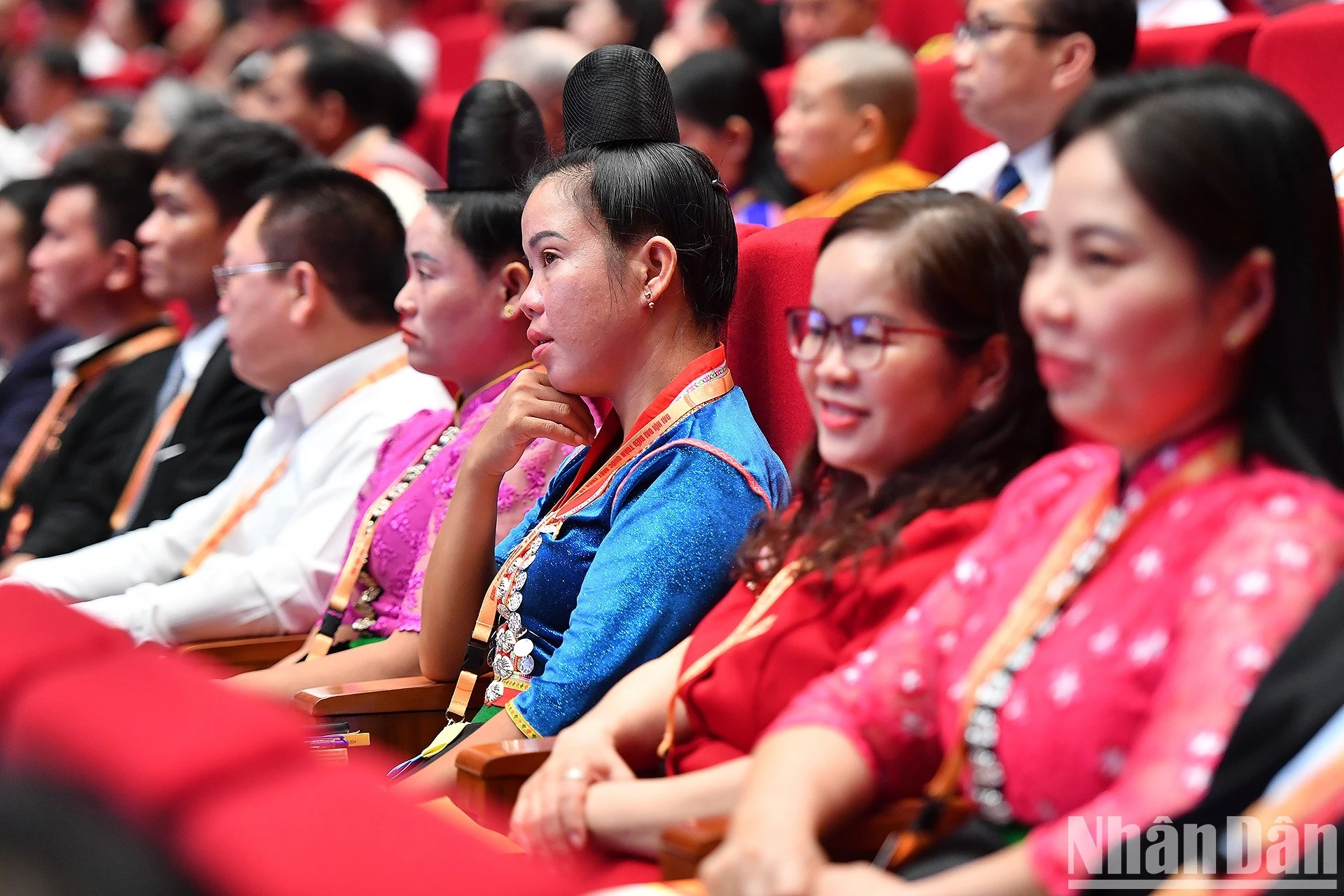 Đại hội đại biểu toàn quốc Mặt trận Tổ quốc Việt Nam lần thứ X có thể ví với một "ngày hội non sông" của toàn bộ các dân tộc anh em trên khắp mọi miền đất nước.