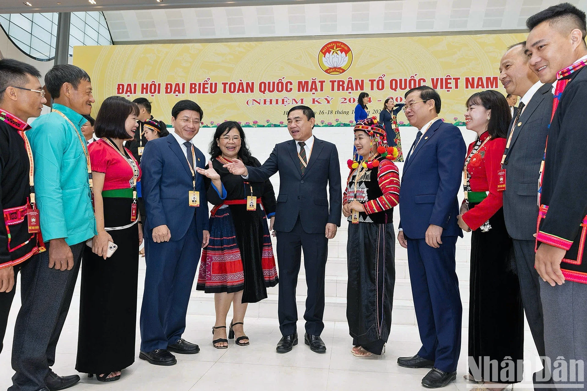 Như vậy, số lượng Ủy viên Ủy ban Trung ương Mặt trận Tổ quốc Việt Nam khóa X là người dân tộc thiểu số bằng với số Ủy viên Ủy ban khóa IX trước đó.