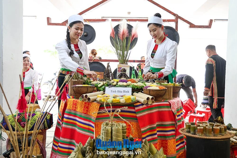 Ẩm thực của người Mường ở tỉnh Hòa Bình.