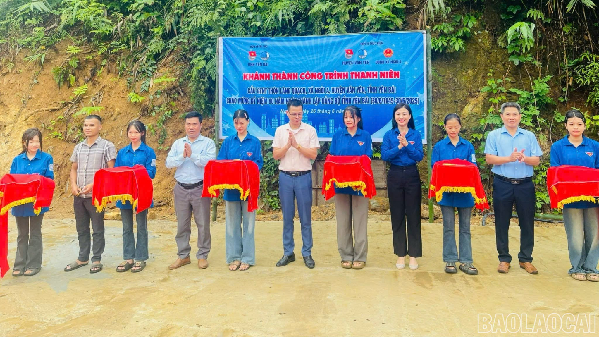 Chiến dịch Thanh niên tình nguyện Hè năm 2025 được triển khai đồng bộ trên toàn tỉnh với hơn 840 đội hình tình nguyện, thu hút trên 13.000 lượt đoàn viên, thanh niên tham gia. baolaocai-br-6.jpg