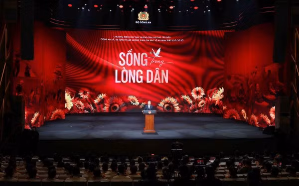 Tổng Bí thư Tô Lâm nhấn mạnh vai trò quan trọng, to lớn của lực lượng Công an xã, thị trấn, lực lượng tham gia bảo vệ ANTT tại cơ sở.