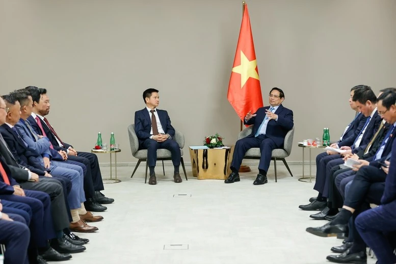 Thủ tướng Phạm Minh Chính tiếp lãnh đạo 10 doanh nghiệp tiêu biểu của người Việt tại Cộng hòa Czech và châu Âu.