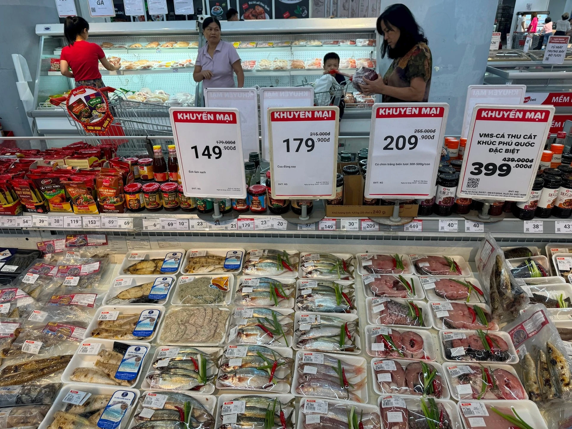 Đảm bảo nguồn cung hàng hóa và duy trì ổn định giá các mặt hàng thiết yếu.