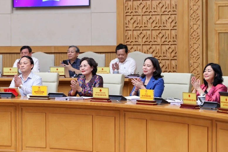 Các đại biểu dự Phiên họp.