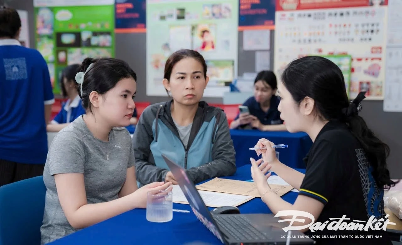 Thí sinh xác nhận nhập học tại Trường Đại học Hoa Sen.