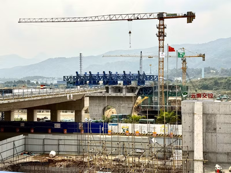 Cầu được khởi công ngày 31/3/2025 với vốn khoảng 300 tỷ đồng.