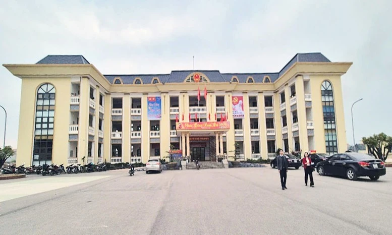 Thủ tướng chỉ đạo đảm bảo cơ sở, vật chất cho các cơ quan, tổ chức đơn vị của Nhà nước khi thực hiện sắp xếp, tinh gọn bộ máy, sắp xếp đơn vị hành chính xây dựng mô hình chính quyền địa phương 2 cấp.