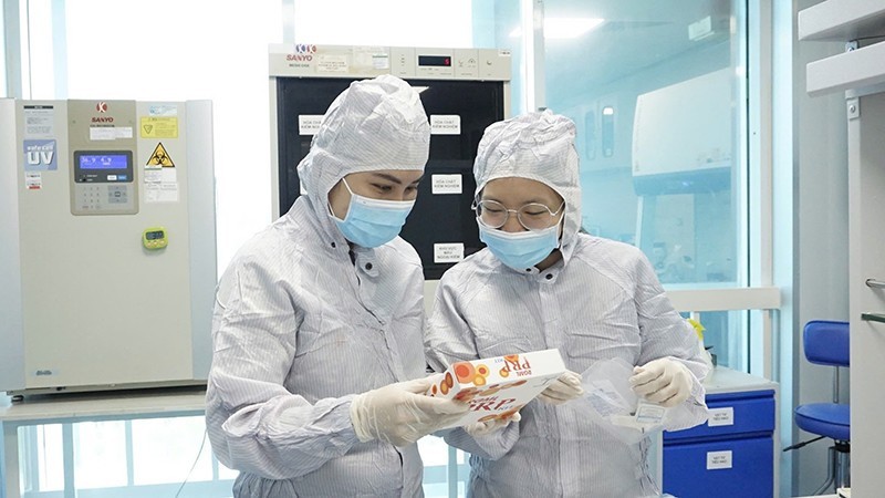 Đưa nghiên cứu khoa học vào thương mại và đời sống xã hội.