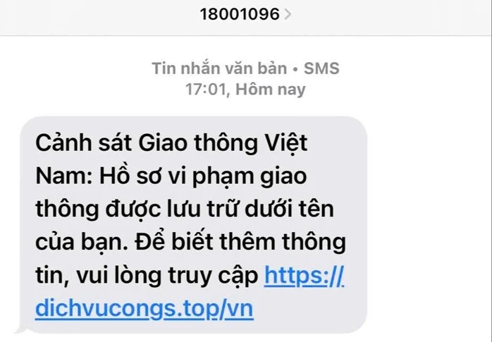 Tin nhắn lừa đảo hiện rất nhiều người dân nhận được.