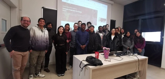 Trải nghiệm học tập ở các Quốc gia trong 2 năm là một hành trình mới mẻ đối với Tiến Dũng.