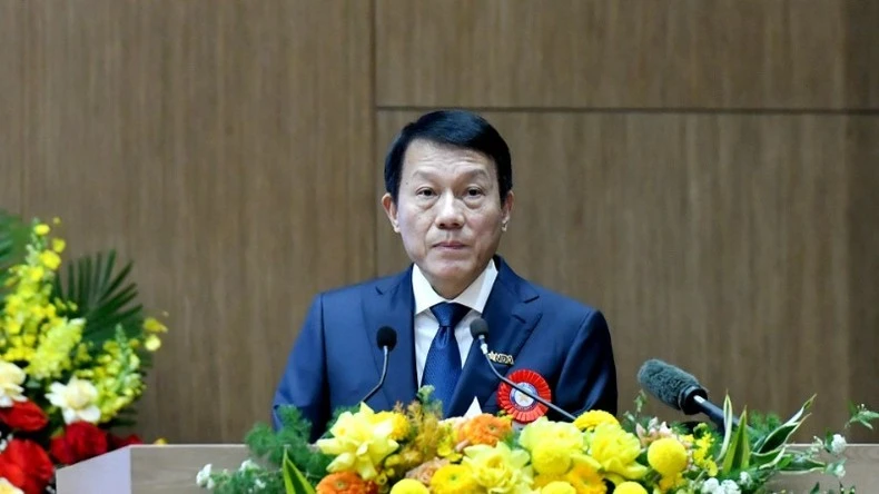 Đại tướng Lương Tam Quang, Bộ trưởng Công an, Chủ tịch Hiệp hội Dữ liệu quốc gia phát biểu ý kiến tại Đại hội.