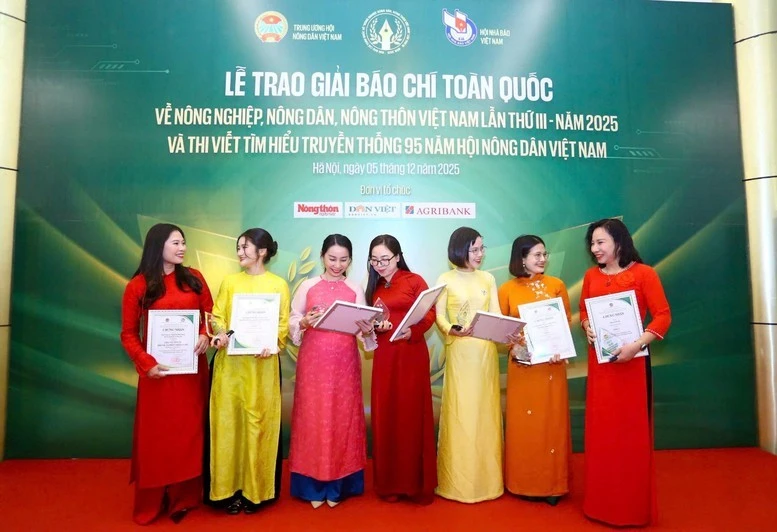 Các nữ tác giả đoạt giải tại Giải báo chí toàn quốc về nông nghiệp, nông dân, nông thôn Việt Nam lần thứ III – năm 2025.