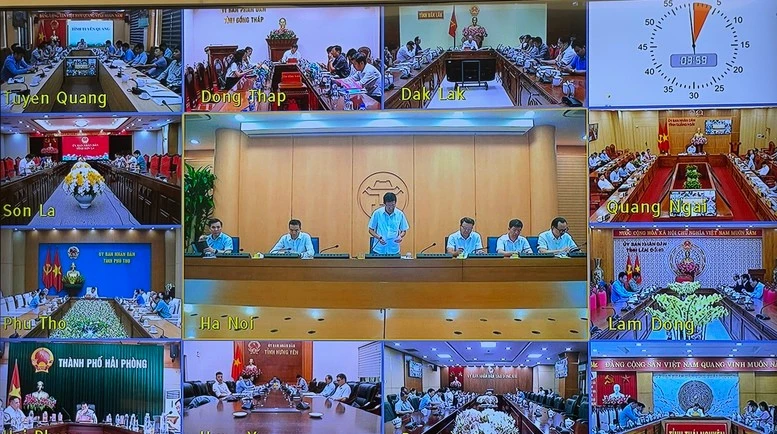 Thủ tướng giao VPCP phối hợp với Bộ Xây dựng tổng hợp đầy đủ ý kiến của Phó Thủ tướng Trần Hồng Hà, Phó Thủ tướng Hồ Đức Phớc và các đồng chí thành viên Ban chỉ đạo... để dự thảo Thông báo kết luận bảo đảm "6 rõ", khả thi, tổ chức triển khai đồng bộ, hiệu quả, chất lượng.