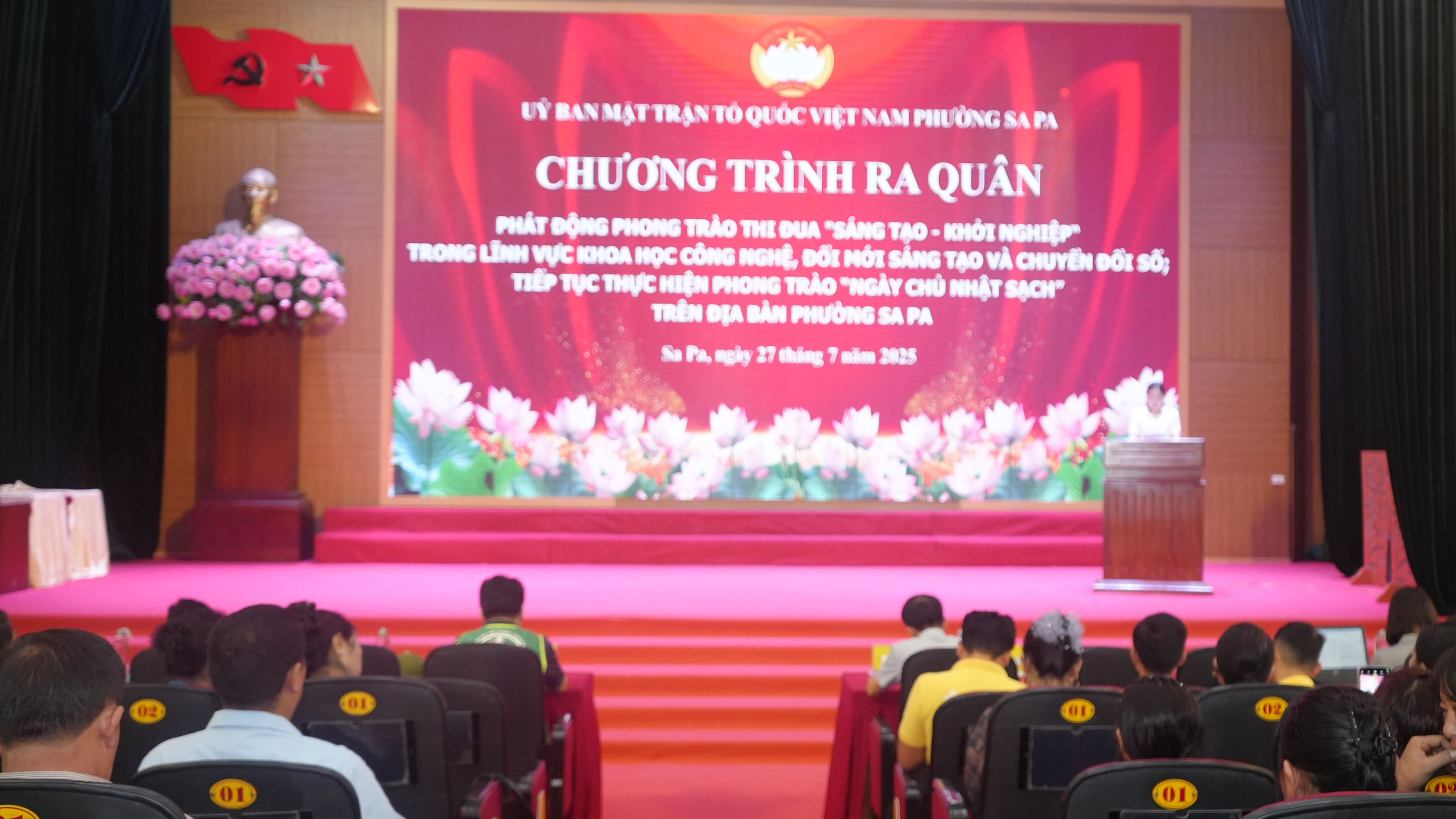 Quang cảnh lễ phát động. quang-canh-le-phat-dong.jpg