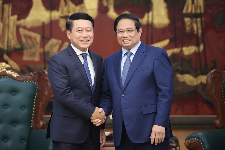 Thủ tướng Phạm Minh Chính nhiệt liệt chúc mừng những thành tựu quan trọng của Lào trong việc giữ vững ổn định chính trị xã hội và quốc phòng an ninh, phát triển kinh tế - Lào. Thủ tướng Phạm Minh Chính nhiệt liệt chúc mừng những thành tựu quan trọng của Lào trong việc giữ vững ổn định chính trị xã hội và quốc phòng an ninh, phát triển kinh tế - Lào.