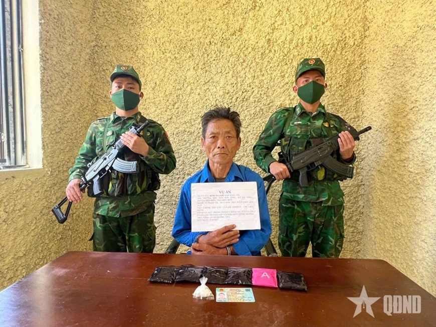 Đối tượng cùng tang vật.