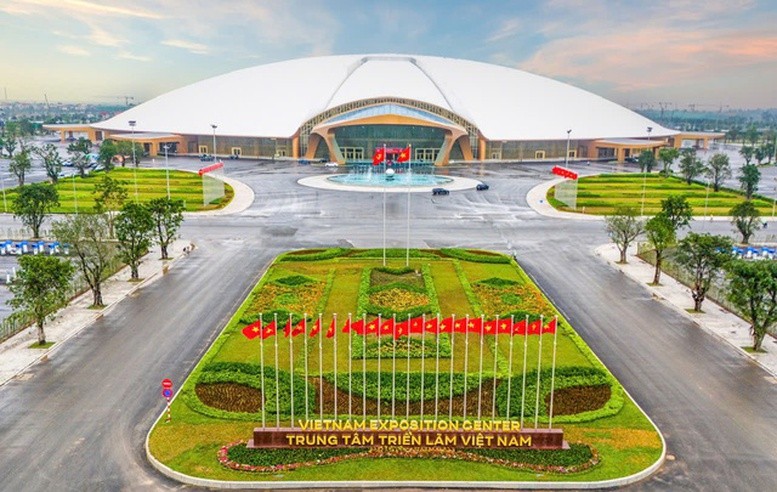 Trung tâm Triển lãm Quốc gia, Cổ Loa, Đông Anh, Hà Nội sẽ diễn ra Triển lãm thành tựu Đất nước nhân dịp kỷ niệm 80 năm Ngày Quốc khánh. Trung tâm Triển lãm Quốc gia, Cổ Loa, Đông Anh, Hà Nội sẽ diễn ra Triển lãm thành tựu Đất nước nhân dịp kỷ niệm 80 năm Ngày Quốc khánh.
