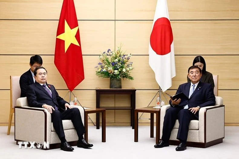 Chủ tịch Quốc hội Trần Thanh Mẫn hội kiến Thủ tướng Nhật Bản Ishiba Shigeru.