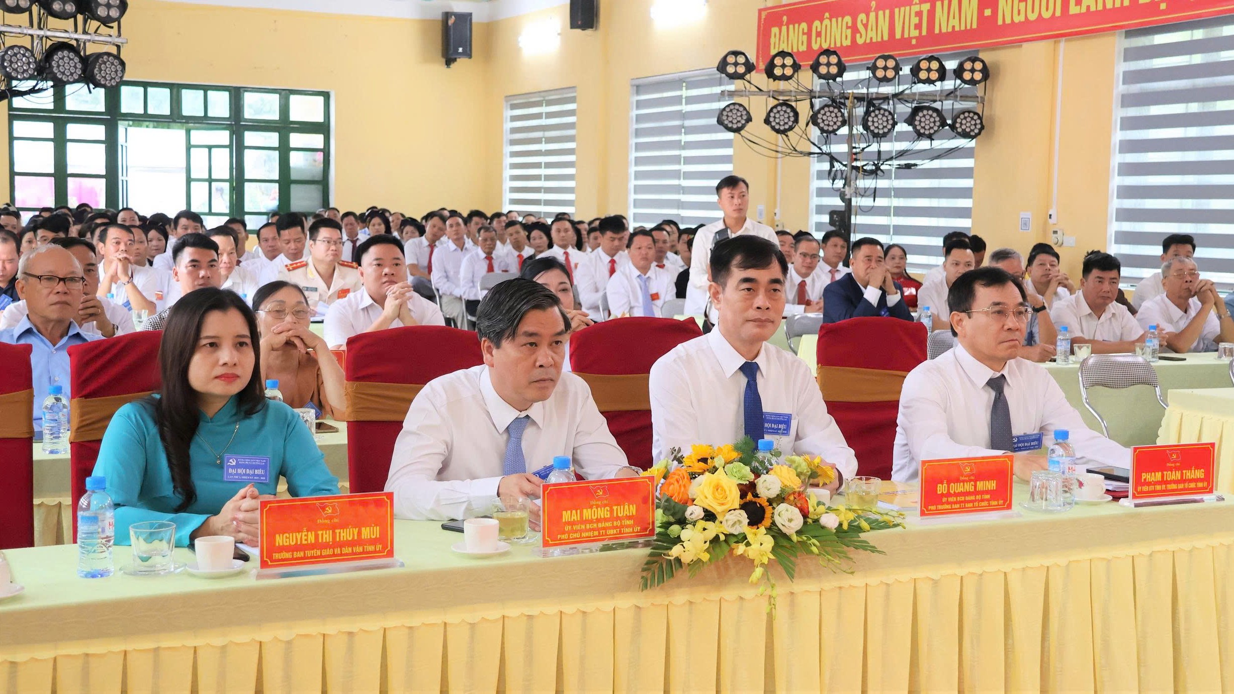 Đại biểu dự đại hội. z6883066552092-01ad32c231963e2e7360d58e7004592e.jpg