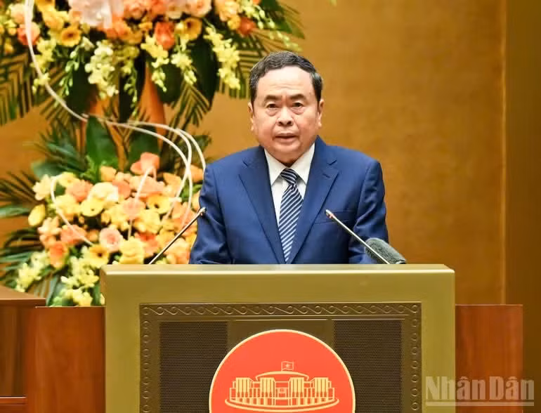 Chủ tịch Quốc hội Trần Thanh Mẫn, Chủ tịch Hội đồng Bầu cử quốc gia phát biểu khai mạc.