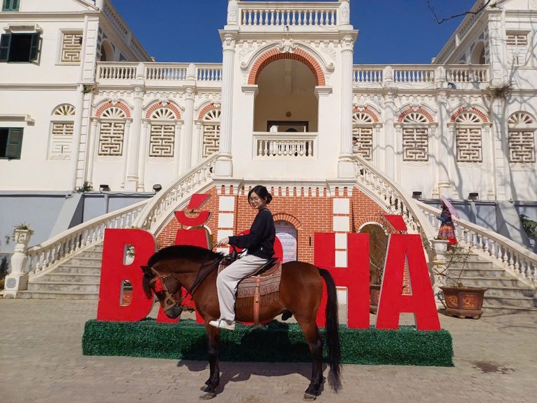 Dinh Hoàng A Tưởng, điểm đến không thể bỏ qua khi du lịch Bắc Hà.