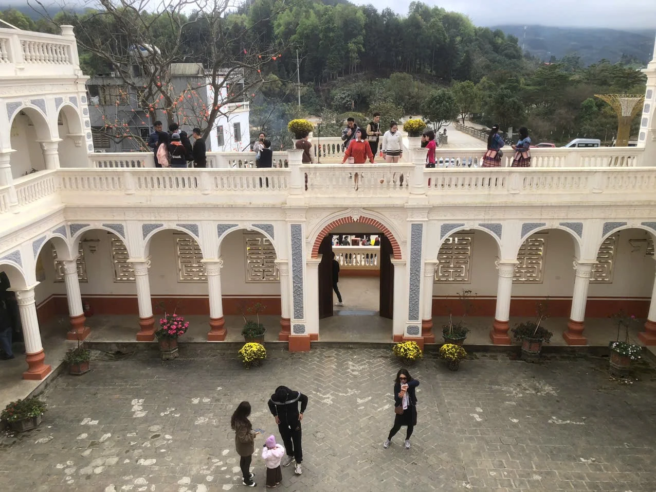 Năm 2007 Dinh thự Hoàng A Tưởng đã được trùng tu tôn tạo và trở thành một điểm tham quan nổi tiếng của vùng Bắc Hà.