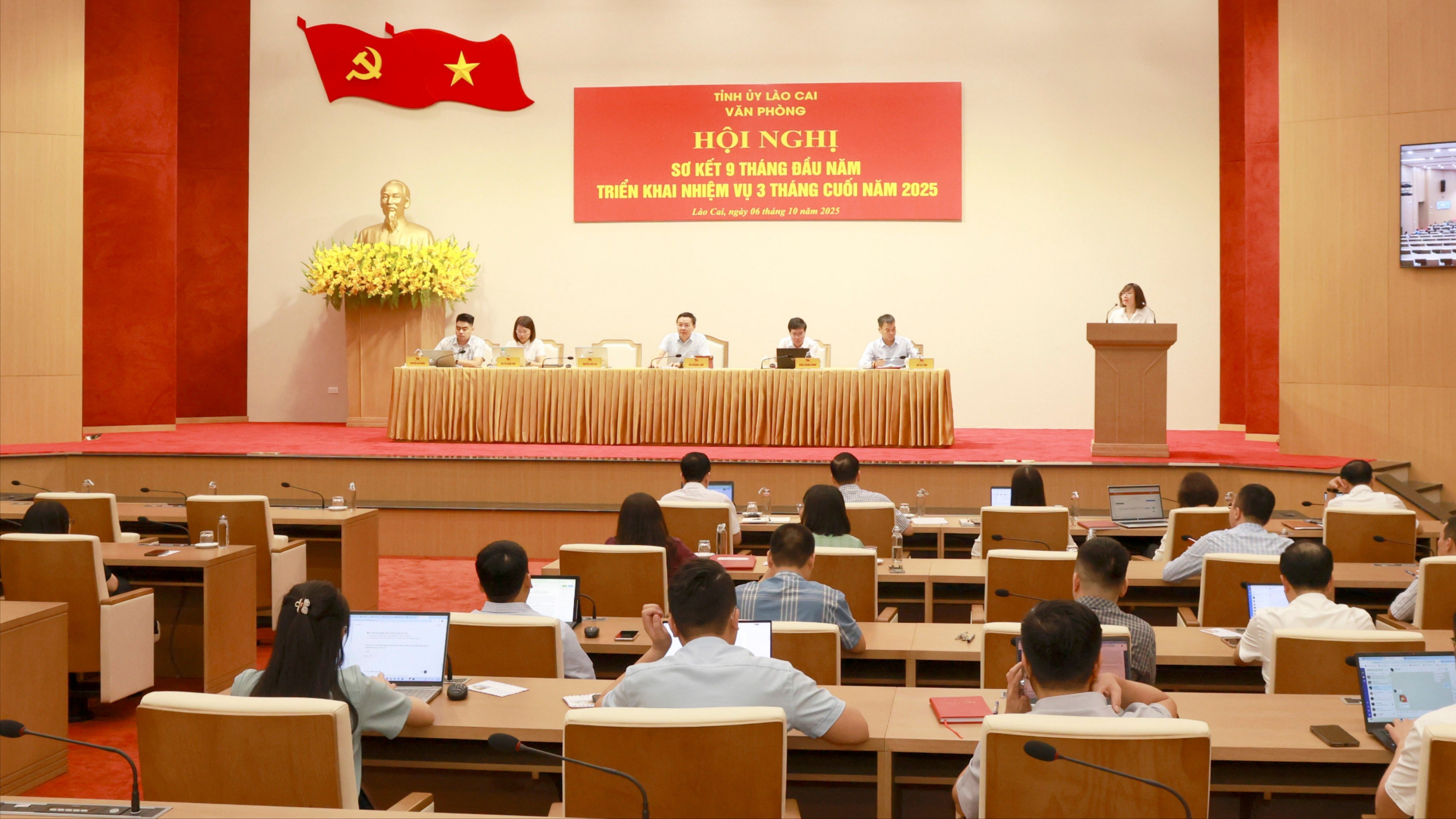 Quang cảnh hội nghị. 060a7853-9126.jpg