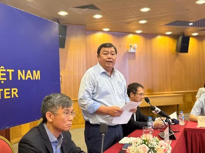 Ông Nguyễn Tô An, Phó Cục trưởng Cục Đăng kiểm Việt Nam cho biết tỉ lệ trượt kiểm định khí thải của xe xăng tăng gấp đôi, còn xe diesel tăng gấp 3 lần trên phạm vi toàn quốc.