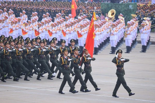 Các khối diễu binh, diễu hành tích cực tập luyện, đóng góp quan trọng vào thành công của Lễ kỷ niệm.