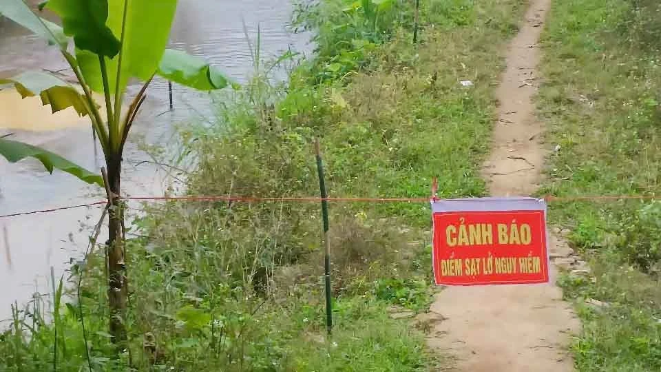 xa-minh-tan-gan-bien-canh-bao-khu-vuc-phat-hien-ho-sau.jpg