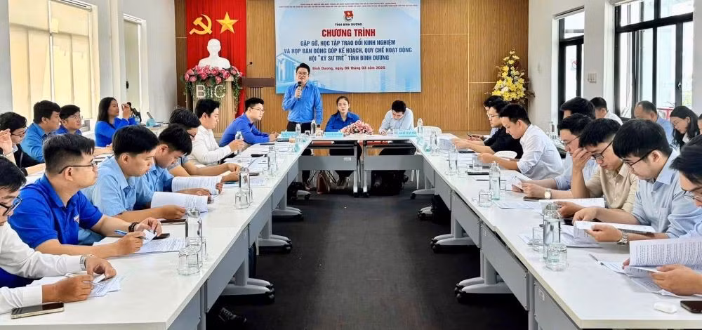 Tỉnh đoàn tổ chức gặp gỡ, họp bàn kế hoạch, quy chế hoạt động với Hội Kỹ sư trẻ tỉnh.