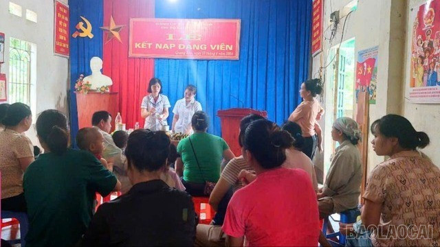 Lào Cai đã xây dựng và duy trì hoạt động hiệu quả 51 mô hình Chăm sóc và nuôi dưỡng trẻ nhỏ dựa vào cộng đồng. baolaocai-br_lao-cai-17585315660887075857-6129.jpg