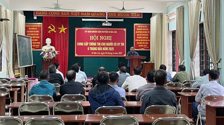 Quang cảnh hội nghị. gen-h-z6667375667389-b1a772c7f66794348808faa1f4e1b7af.jpg