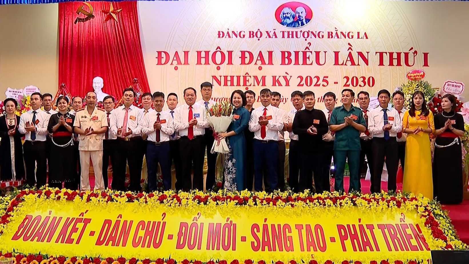 Ban Chấp hành Đảng bộ xã Thượng Bằng La nhiệm kỳ 2025 - 2030 ra mắt đại hội dung-tin00-01-58-29still005.jpg