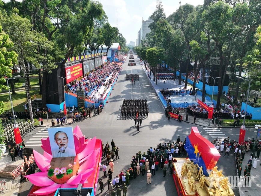 Các lực lượng tiến hành buổi tổng duyệt.