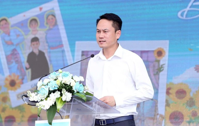 Đồng chí Nguyễn Kim Quy phát biểu ý kiến tại Ngày hội.