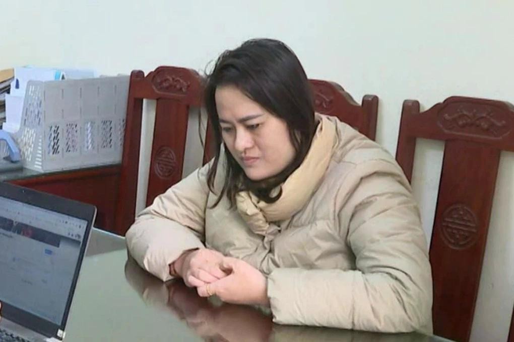 Đối tượng Trịnh Phương Mai tại cơ quan công an. Đối tượng Trịnh Phương Mai tại cơ quan công an.