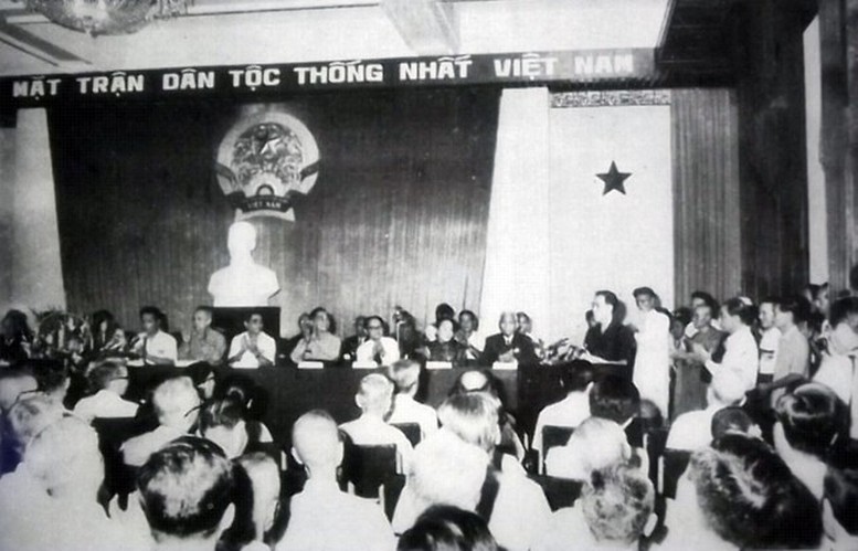 Đại hội Mặt trận dân tộc thống nhất Việt Nam lần thứ I họp từ ngày 31/1 đến 4/2/1977. Ảnh tư liệu