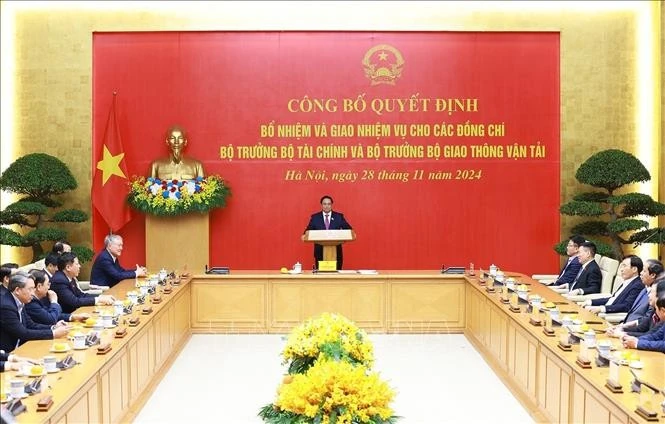 Thủ tướng Phạm Minh Chính phát biểu tại Lễ trao Quyết định của Chủ tịch nước bổ nhiệm Bộ trưởng Bộ Tài chính Bộ trưởng Bộ Giao thông vận tải.