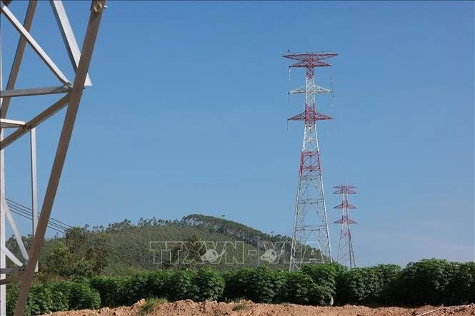 Dự án Đường dây 500kV Lào Cai - Vĩnh Yên đang thi công trên địa bàn xã Thái Hoà, tỉnh Phú Thọ.