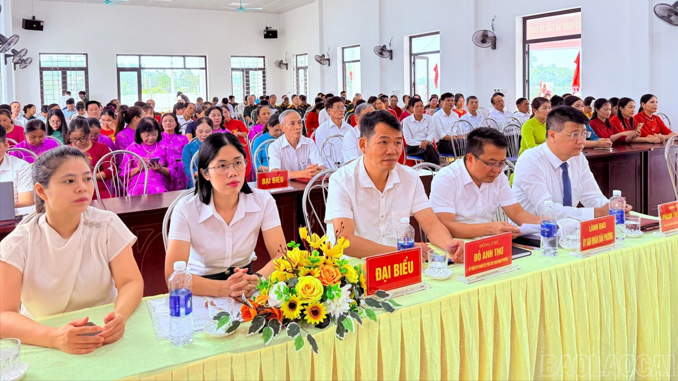Các đại biểu tham dự hội nghị. baolaocai-tr-2.jpg