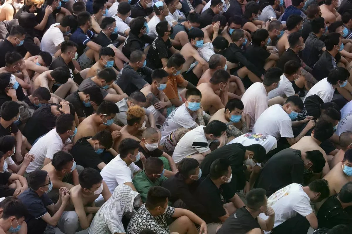 Ước tính, còn khoảng 5.000 nạn nhân nữa vẫn đang chờ được hồi hương.