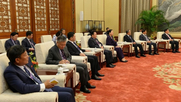 Các đồng chí lãnh đạo Đảng, Nhà nước Việt Nam tại buổi hội kiến.