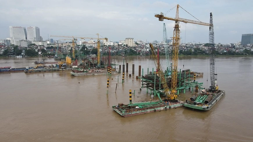 Dự án cầu Trần Hưng Đạo là công trình giao thông trọng điểm của Hà Nội. Ảnh: PHẠM HƯNG