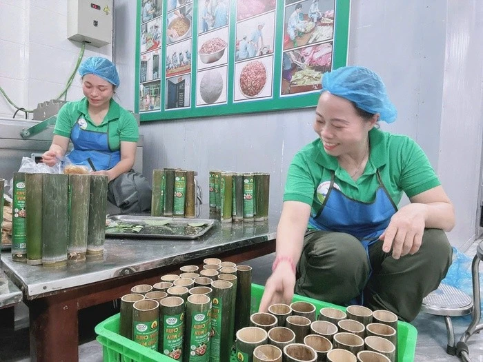 Quy trình sản xuất thịt chua của HTX thịt chua Thanh Sơn, Phú Thọ, được giữ theo phương pháp truyền thống của người dân tộc Mường.