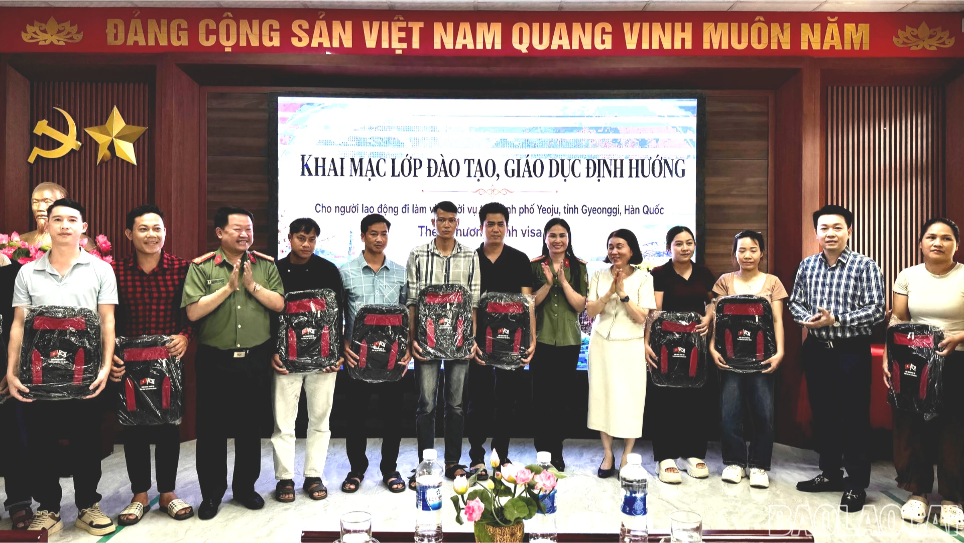 baolaocai-br-mot-so-quy-dinh-ve-day-them-hoc-them-tren-dia-ban-tinh-lao-cai.png
